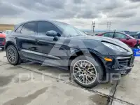 2015 Porsche MACAN photo