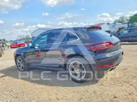 2015 Porsche MACAN photo
