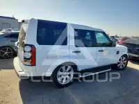 2015 Land Rover LR4 фото