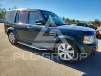 2015 Land Rover LR4 photo