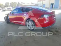 2015 Tesla Model S фото
