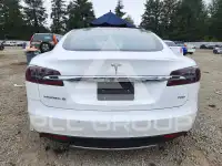 2015 Tesla Model S фото