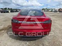2015 Tesla Model S фото