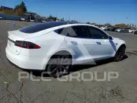 2015 Tesla Model S photo