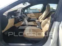 2015 Tesla Model S photo
