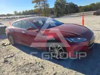 2015 Tesla Model S photo