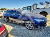 2015 Tesla Model S фото