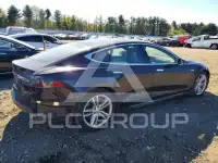 2015 Tesla Model S фото