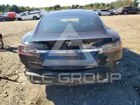 2015 Tesla Model S фото