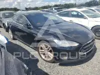 2015 Tesla Model S photo