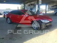 2015 Tesla Model S фото