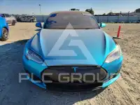 2015 Tesla Model S фото