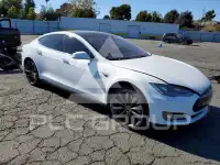 2015 Tesla Model S photo