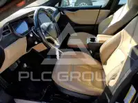 2015 Tesla Model S фото