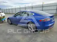 2015 Tesla Model S фото