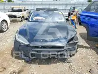 2015 Tesla Model S фото