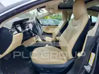 2015 Tesla Model S фото