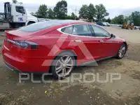 2015 Tesla Model S photo