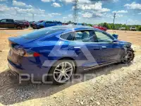 2015 Tesla Model S фото