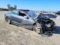 2015 Tesla Model S photo