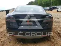 2015 Tesla Model S фото