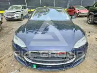 2015 Tesla Model S фото