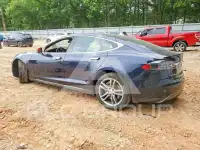 2015 Tesla Model S фото