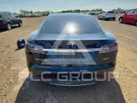 2015 Tesla Model S фото
