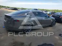 2015 Tesla Model S photo