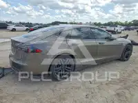 2015 Tesla Model S фото