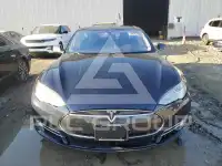 2015 Tesla Model S фото