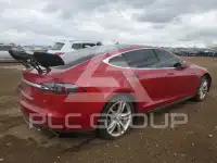 2015 Tesla Model S фото