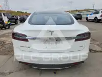 2015 Tesla Model S фото