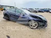 2015 Tesla Model S фото