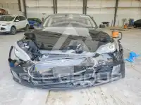 2015 Tesla Model S photo
