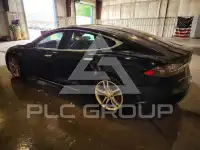 2015 Tesla Model S фото
