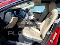2015 Tesla Model S фото
