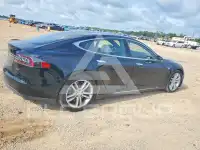 2015 Tesla Model S фото