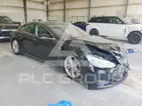 2015 Tesla Model S photo