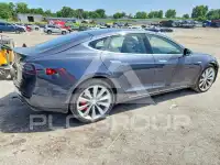 2015 Tesla Model S фото