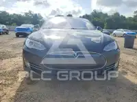2015 Tesla Model S фото