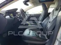 2015 Tesla Model S фото