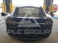 2015 Tesla Model S photo