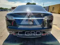 2015 Tesla Model S фото