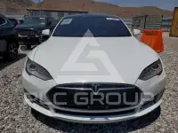 2015 Tesla Model S фото