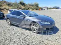 2015 Tesla Model S фото