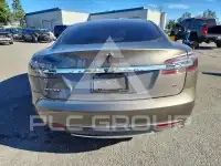 2015 Tesla Model S фото