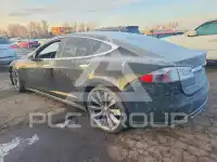 2015 Tesla Model S photo