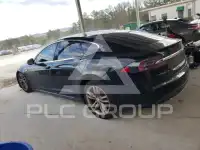 2015 Tesla Model S photo