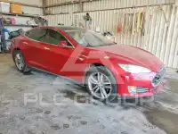 2015 Tesla Model S фото